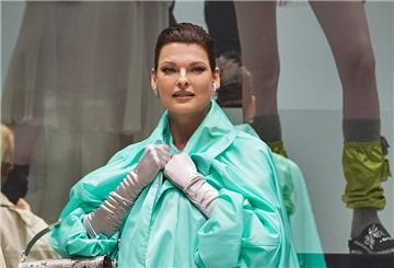 Linda Evangelista, ehemaliges Top-Model, spricht über ihre Krebserkrankung.