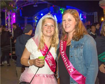 Lisa und Antje ließen in Steinfeld einen Junggesellinnenabschied ausklingen. 