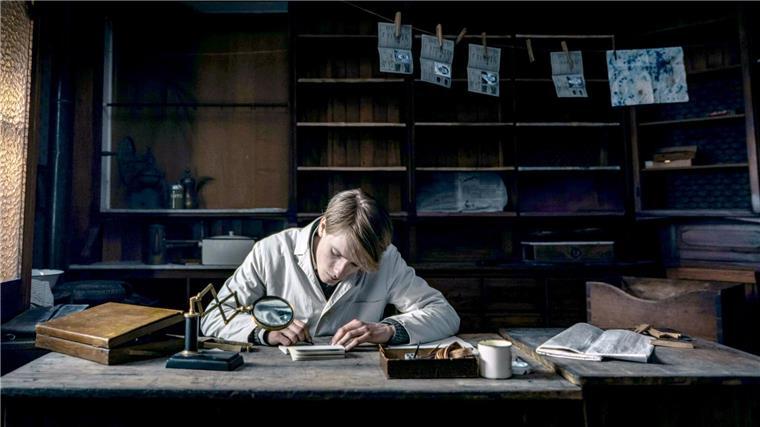 Nach einer wahren Geschichte: „Der Passfälscher“ bei Arte Louis Hofmann als „Passfälscher“ Cioma Schönhaus.