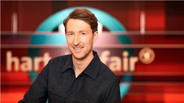 Louis Klamroth moderiert „Hart aber fair“ seit gut einem Jahr.