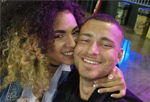 Luca Wetzel und Freundin