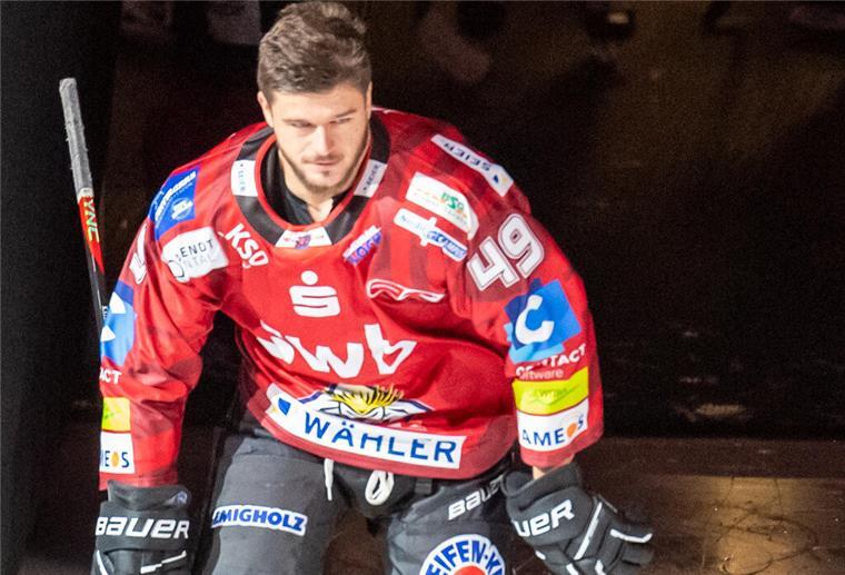 Die Fischtown Pinguins sind auch in Schwenningen bombastisch stark Lukas Kälble schießt sein erstes Tor für die Fischtown Pinguins.