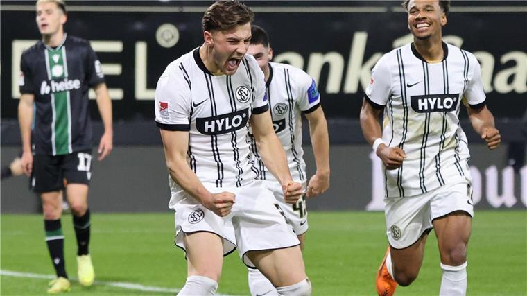 Lukas Petkov erzielt das 1:0 und war mit bester Mann auf dem Platz.