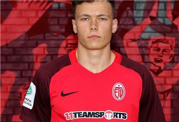 Lukas Schumacher wechselt zum Eimsbütteler TV in die U19-Fußball-Bundesliga.