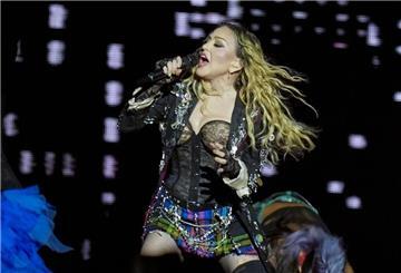 Madonna will eine große Summe für ein Jugend-Projekt in Pompeji spenden.