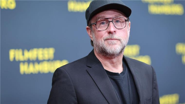 Mädel: Mit Brille schon mal ein Requisit mehr zum Spielen als die Kollegen. (Archivbild)