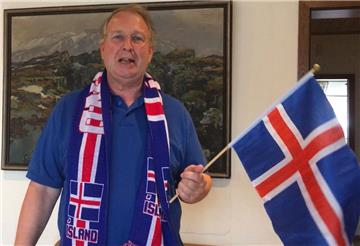 Magnus Björgvinsson aus Schiffdorf ist Isländer und findet die "Huh"-Schlachtrufe der Fans bei der Fußball-Weltmeisterschaft so richtig toll.