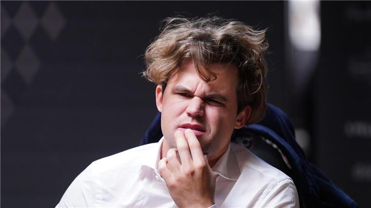 Nach Jeans-Eklat und Hochzeit: Magnus Carlsen in Bundesliga Magnus Carlsen spielt am Wochenende erstmals für den FC St. Pauli in der Schach-Bundesliga.