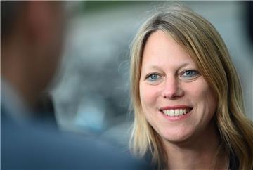 Zoff bei Rot-Grün-Rot: Maike Schaefer, Verhandlungsführerin der Grünen bei den Koalitionsverhandlungen in Bremen, wollte den Offshore-Terminal komplett abräumen. Die SPD war sauer, weil in den Sondierungsgesprächen zuvor etwas komplett anderes ausgemacht worden war.