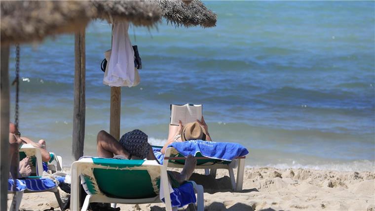 Tui meldet etwas höhere Nachfrage nach Reisen im Sommer Mallorca bleibt für deutsche Urlauber ein beliebtes Ziel.