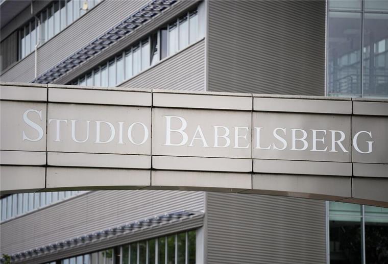 Film-Zölle: Voight legt Trump Plan für Hollywood-Reform vor Man beobachte die Lage, heißt es aus dem Filmstudio Babelsberg. (Archivbild)