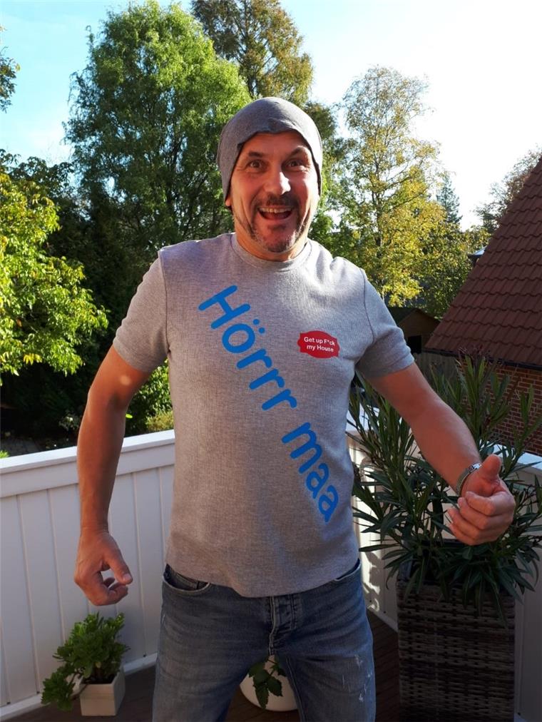Manfred Gardianczik aus Bremerhaven nimmt an der Show "Get the F**k out of my House" teil.