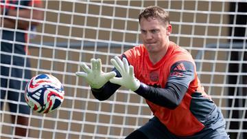 Manuel Neuer trainiert für das Spiel gegen Boca Juniors.