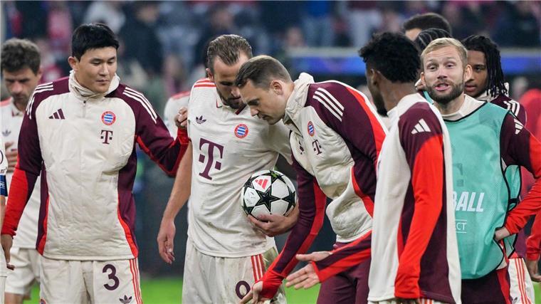 Entwarnung von Bayern-Torwart Neuer: „Nichts Gravierendes“ Manuel Neuer wurde zur Halbzeit gegen Zagreb ausgewechselt.