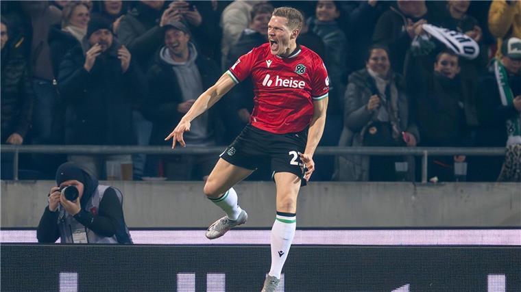 Hannover 96 hofft gegen Darmstadt auf Halstenbergs Rückkehr Marcel Halstenberg könnte wieder eine Option sein.