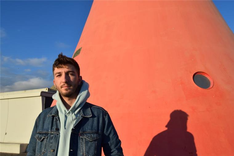 Marcel Schirowski aus Bexhövede studiert zwar in Bremen, möchte aber gern mit seiner Musik Geld verdienen. 