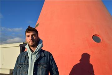 Marcel Schirowski aus Bexhövede studiert zwar in Bremen, möchte aber gern mit seiner Musik Geld verdienen. 