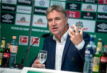 Marco Bode, Aufsichtsratschef von Werder Bremen, findet die Fan-Kritik an Geschäftsführer Frank Baumann nach der 1:4-Klatsche vom Wochenende „nicht fair“. 
