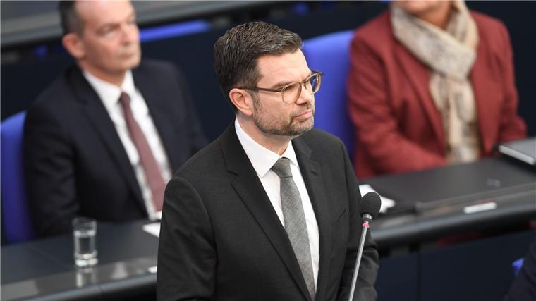Anwaltverein begrüßt BVG-Urteil zu Strafverfahren Marco Buschmann (FDP), Bundesminister der Justiz, äußert sich.