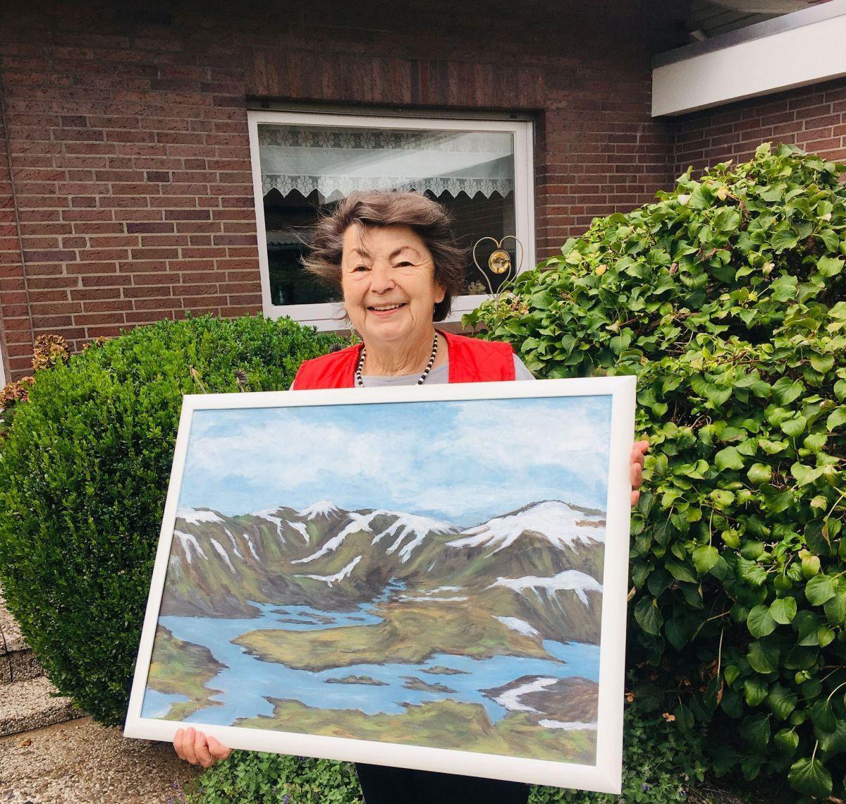 Margarethe Neuhaus aus Wohnste zeigt in der Wassermühle in Sittensen ab Samstag eine Auswahl ihrer Island-Bilder.  