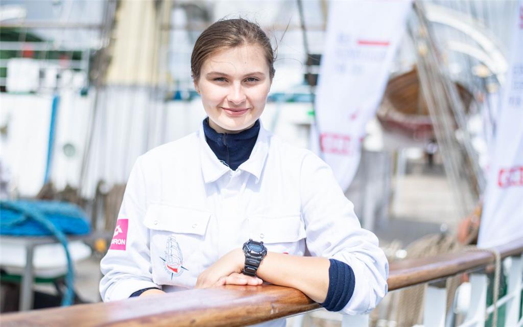Maria Dydycz gehört zur Crew. Das polnische Segelschiff &quot;Dar Mlodziezy&quot...