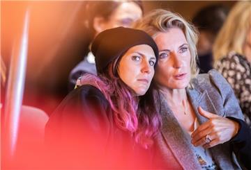 Maria Furtwängler (rechts), Schauspielerin, und ihre Tochter Elisabeth Furtwängler.