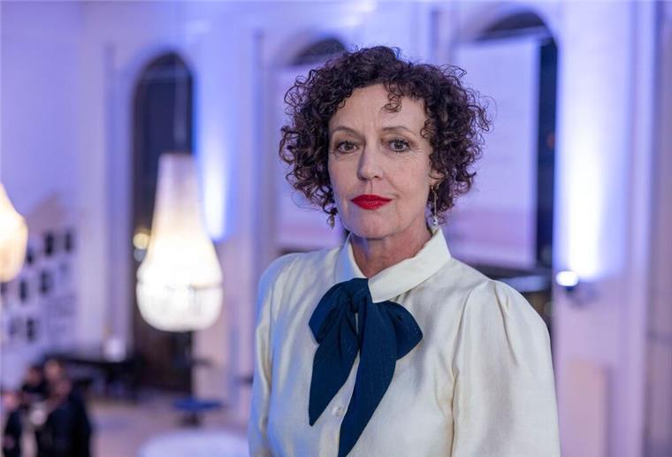 Maria Schrader kennt Los Angeles gut, entsprechend bedrückt sie, wie dort die Brände wüten. 