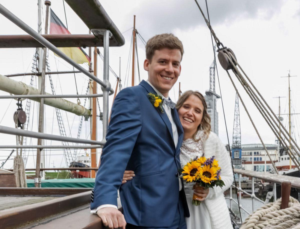 Eines der letzten Paare, das auf der "Seuten Deern" geheiratet hat Marina Wortmann-Bahr und Torge Bahr gehören zu den letzten Paaren, die auf der "Seute Deern" heiraten konnten.