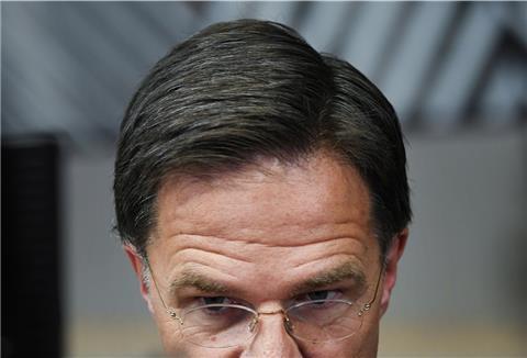 Mark Rutte, Premierminister der Niederlande, macht sich angesichts des Corona-Lockdowns Gedanken um seine Frisur. 