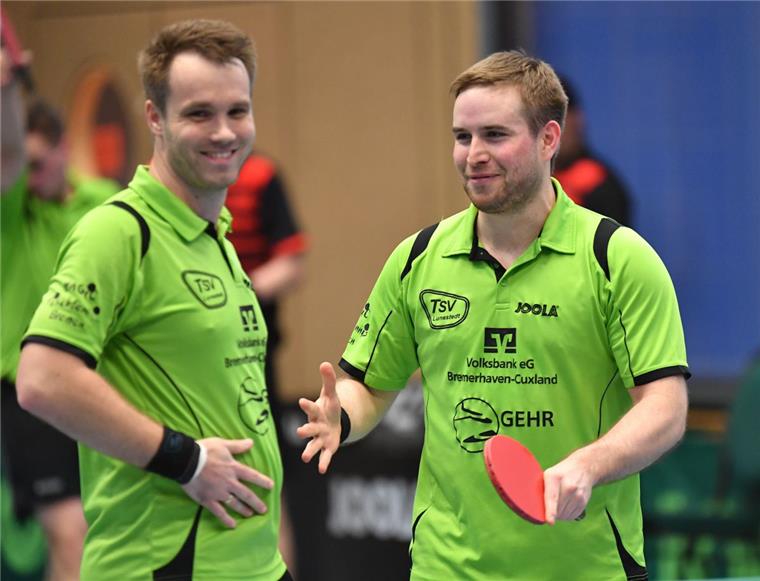 Martin Gluza (links) und Matti von Harten vom TSV Lunestedt freuen sich auf das Intercup-Duell mit Mailand.