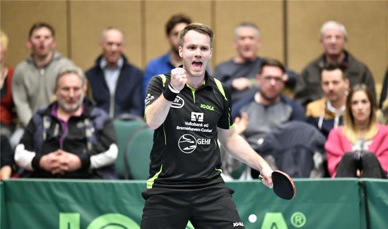 TSV Lunestedt erwartet polnisches Top-Team im Intercup Martin Gluza zeigt die Faust und will mit seinen Lunestedter Kollegen an der Sensation basteln.