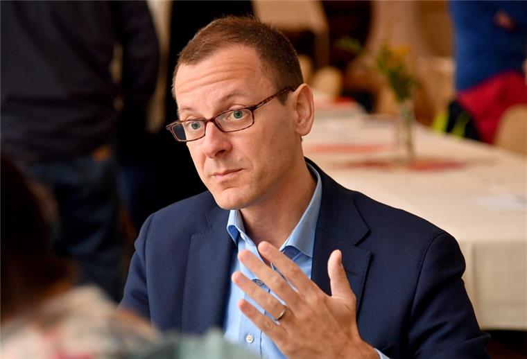 SPD-Mann Günthner wechselt in die Chef-Etage Martin Günthner rückt in die Chef-Etage eines Bremer Unternehmens auf. Er bleibt aber Abgeordneter in der Bürgerschaft. Foto Scheschonka