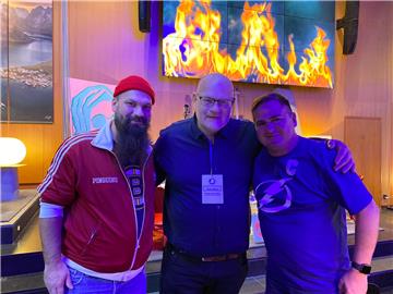 Martin Müller, Gunnar Leidborg und Hauke Hasselbring (von links) treffen sich in Stockholm.