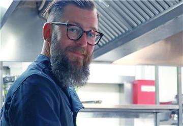 Martin Seiffert beim Kochen