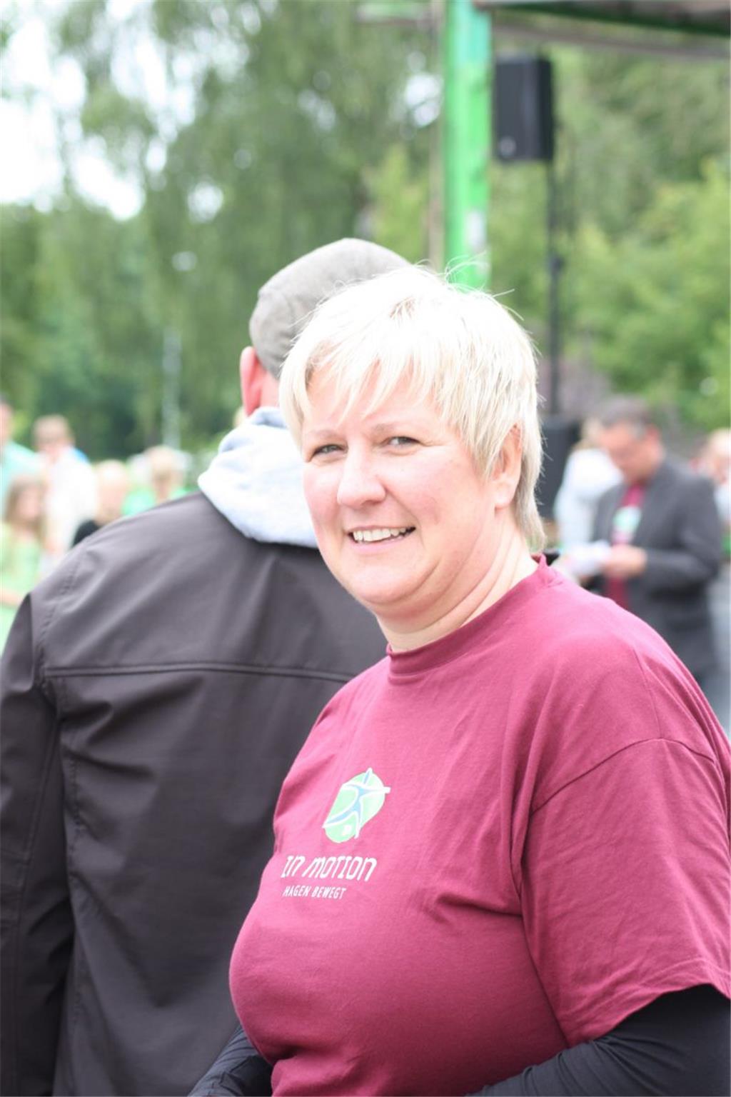 Martina Feldmann-Bienhoff von der Jugendpflege der Gemeinde hält bei der Organis...