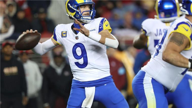 Los Angeles Rams entscheiden Field-Goal-Duell für sich Matthew Stafford (9) drehte gegen die San Francisco 49ers im vierten Viertel mit 160 Passing Yards auf.