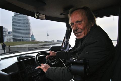 Matula ermittelt wieder: Der Privatdetektiv lebt in dem ZDF-Film in einem alten Wohnwagen.