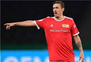 Union Berlins Max Kruse gestikuliert.