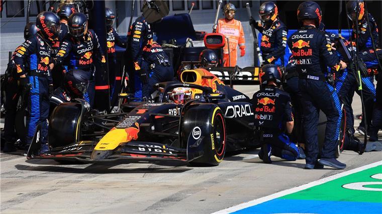 Kampf gegen Wüterich Verstappen: Norris braucht jeden Punkt Max Verstappen war mit seinem Team in Ungarn überhaupt nicht zufrieden.