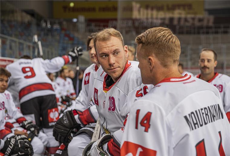 Maximilian Franzreb stand beim Spiel in Odense im Pinguins-Tor.