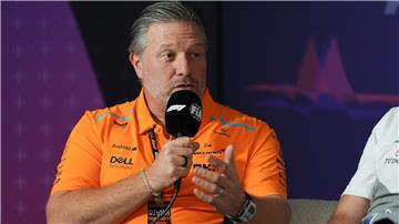 McLaren-Chef Zak Brown kritisiert die Kommentare des Red-Bull-Beraters Helmut Marko über die mentale Verfassung von Lando Norris. 