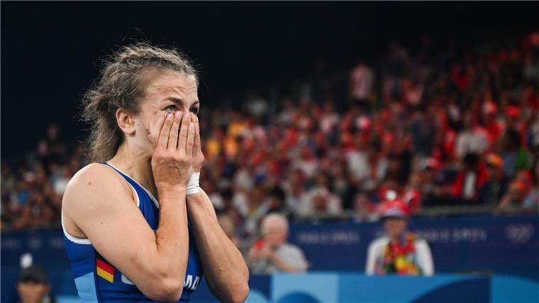 Drama im Bronze-Kampf: Keine Medaille für Ringerin Wendle Medaillentraum geplatzt: Annika Wendle beendet die Spiele auf Rang fünf.
