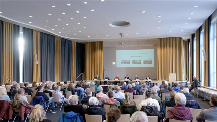 Parteien bekennen sich: Klimaneutral bis 2038 - und der Forst bleibt städtisch