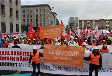 Demonstration mit vielen Teilnehmern
