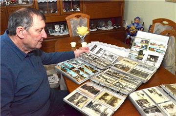 Mehr als 30 Ordner voller alter Postkarten, Bilder und anderen Zeugnissen vergangener Zeiten in den Ortschaften der Gemeinde Loxstedt und Umzu hat Klaus Eichholz, aus Dedesdorf, gesammelt.