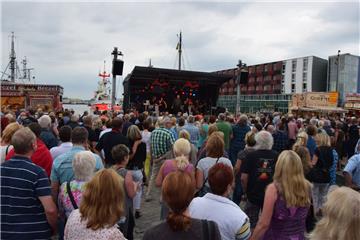 Mehr als 3000 Besucher kamen am Donnerstag zum Musiksommer ins Schaufenster Fisc...