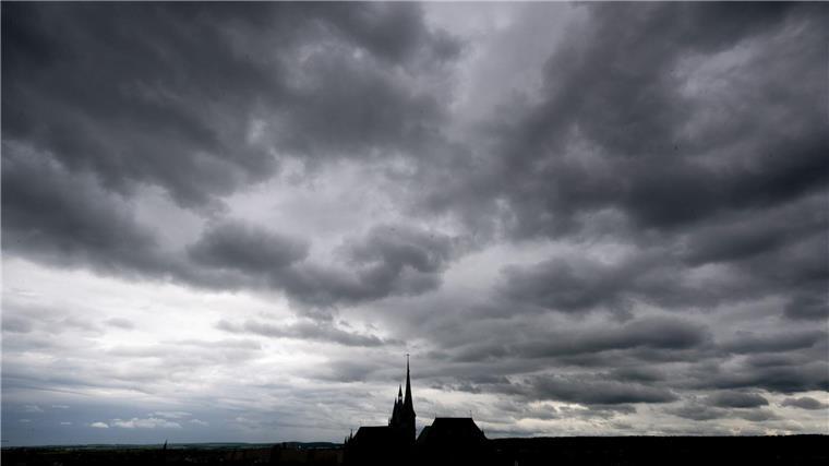 Untersuchung: Keine Belege für rituelle Gewalt in Bistümern Mehrere Bistümer haben eine Untersuchung zu ritueller Gewalt durch Netzwerke in der katholischen Kirche vorgestellt. (Archivbild)