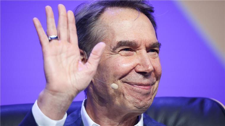 Kunst oder Kitsch? Jeff Koons feiert 70. „Meine Arbeiten sollen Lebensenergie und Zuversicht wecken und die Menschen anspornen, das Beste aus sich herauszuholen und ihr Leben so intensiv wie möglich zu genießen,“ sagte Koons einmal. (Archivfoto)