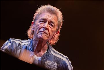 „Meine Zeit als Vater ist jetzt richtig gekommen“, sagte Peter Maffay.