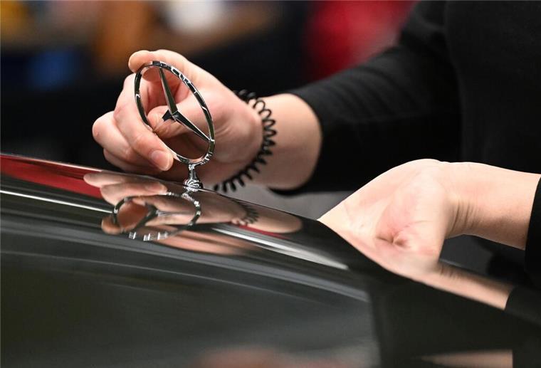 Mercedes-Benz hat im dritten Quartal weniger Autos verkauft als im Vorjahreszeitraum.